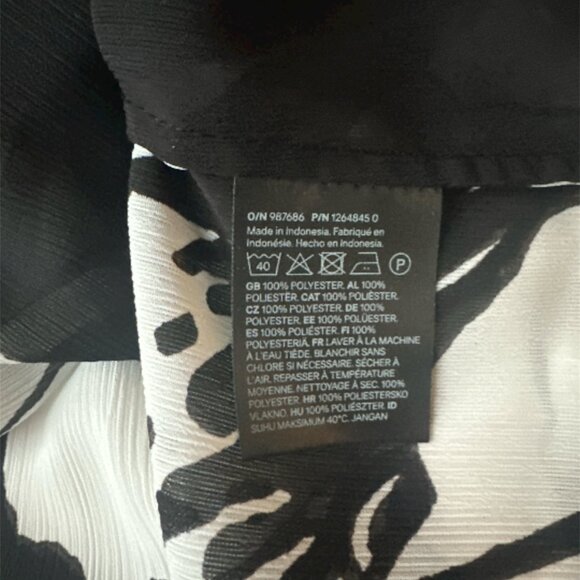 H&M Black & White Floral Sheer Ruffle Tie Neck Long Sleeve Blouse Large - Picture 6 of 6